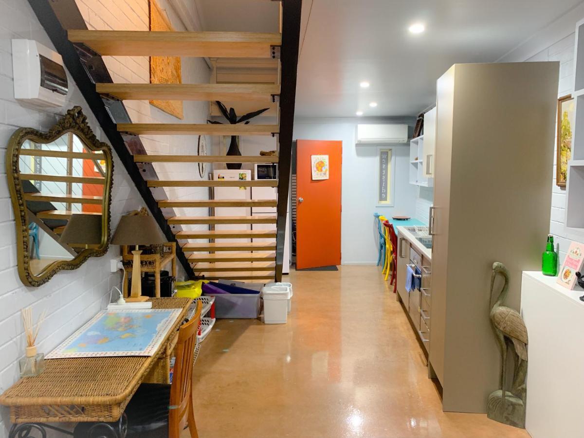 Westside Studio Apartments Armidale Esterno foto