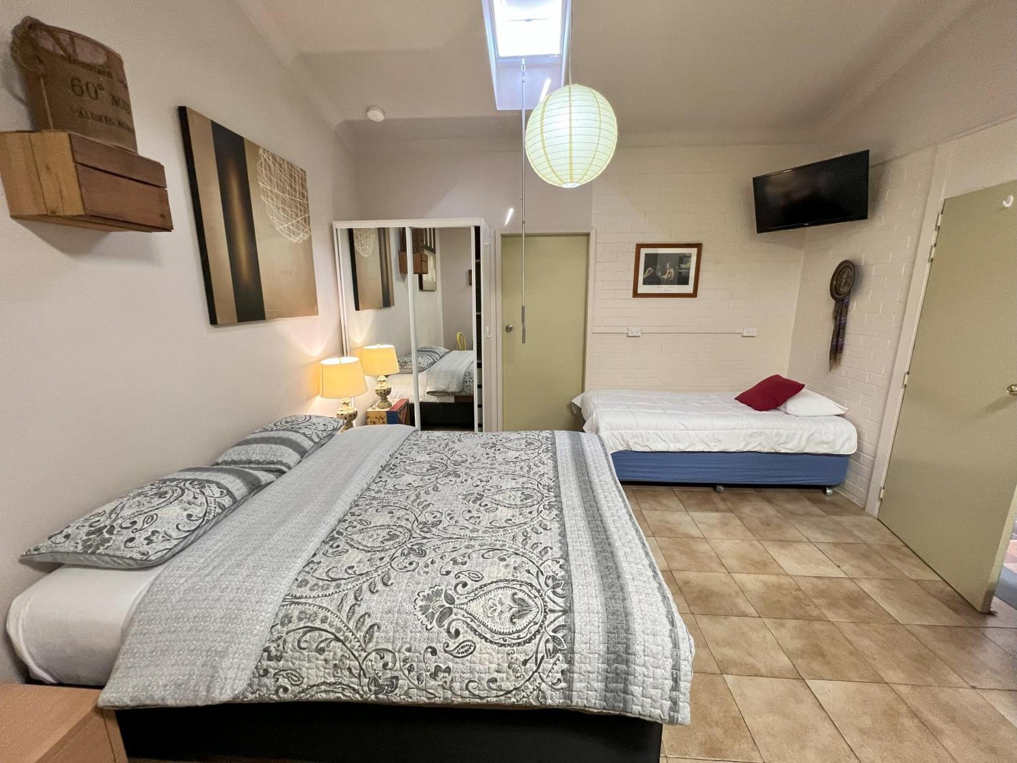 Westside Studio Apartments Armidale Esterno foto
