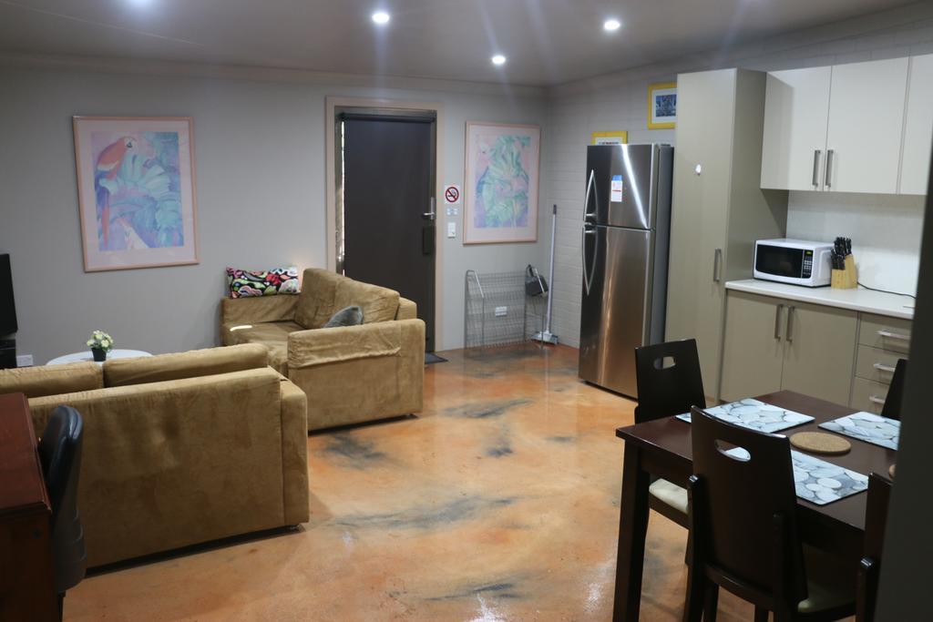 Westside Studio Apartments Armidale Esterno foto