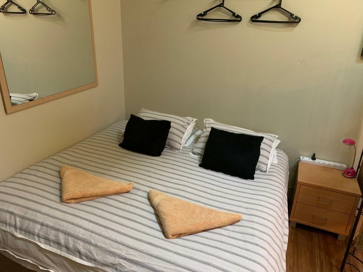Westside Studio Apartments Armidale Esterno foto