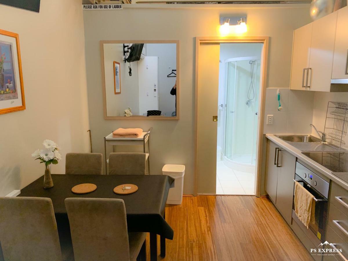 Westside Studio Apartments Armidale Esterno foto